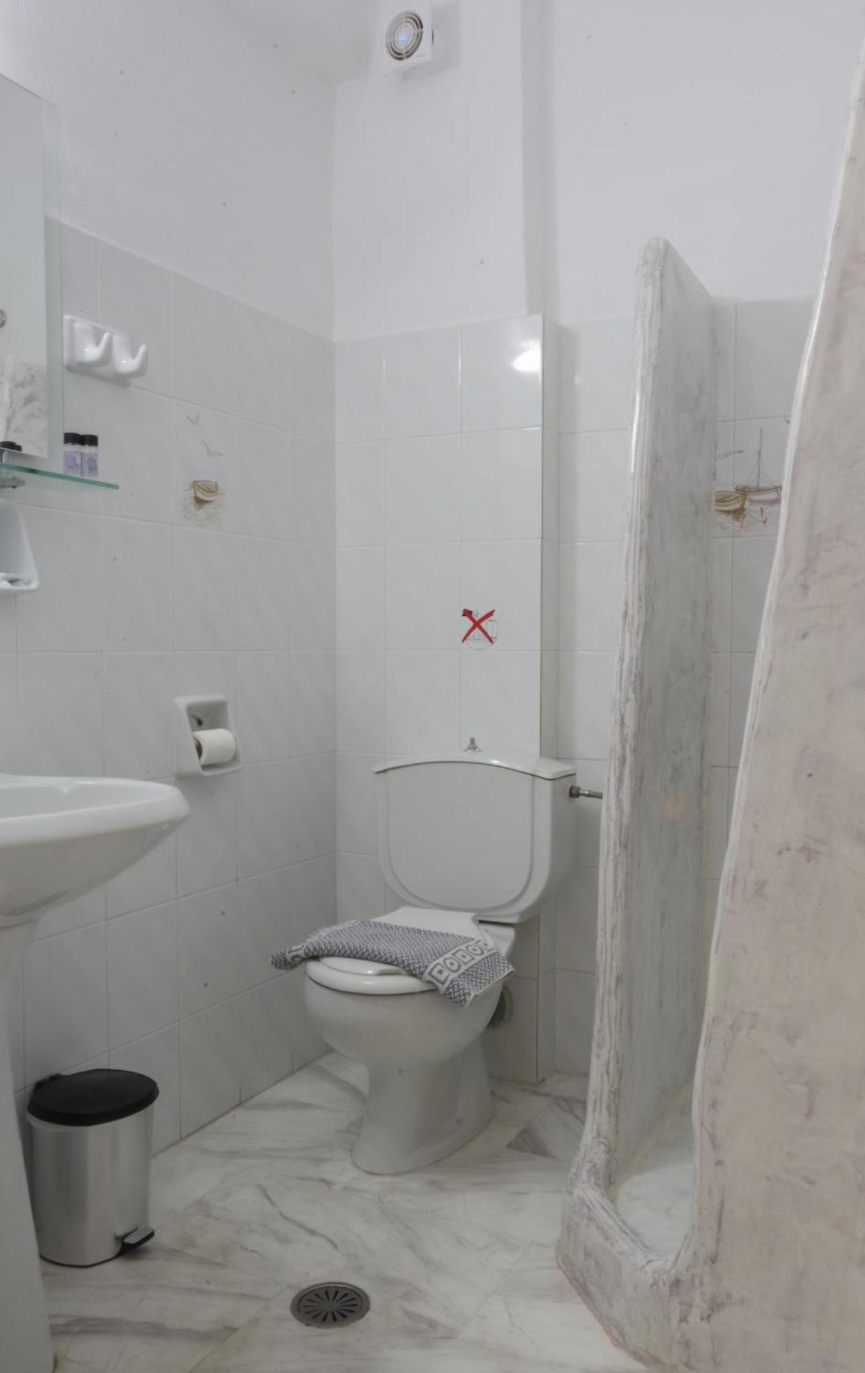 Hotel Mohitero Kamári المظهر الخارجي الصورة